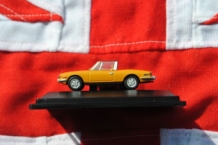 images/productimages/small/Triumph Stag Saffron Oxford 76TS001 voor.jpg
